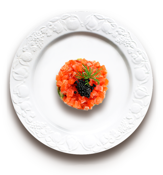 Saum-Mom Salmon Tartare in white plate
